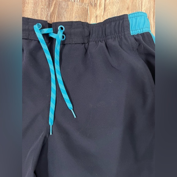 Men's Nike Swim Trunks Shorts M Pockets Logo Surf Beach Outdoor Lined - Picture 4 of 5